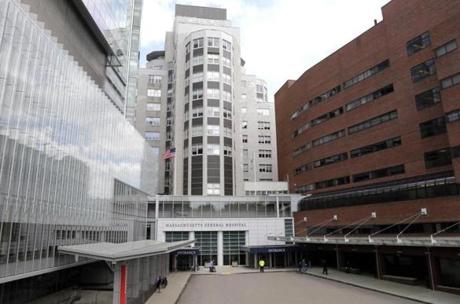 Medical centers like Mass. General that handle extremely complex cases say the new ratings treat them unfairly