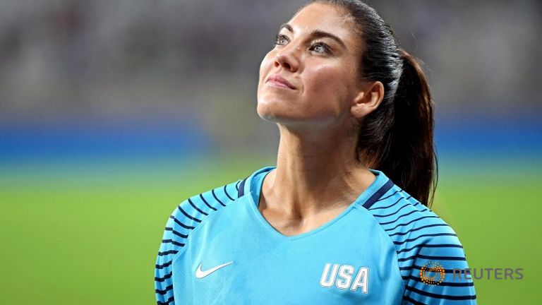 Hope Solo booed by Brazilian fans at Olympics over Zika comments