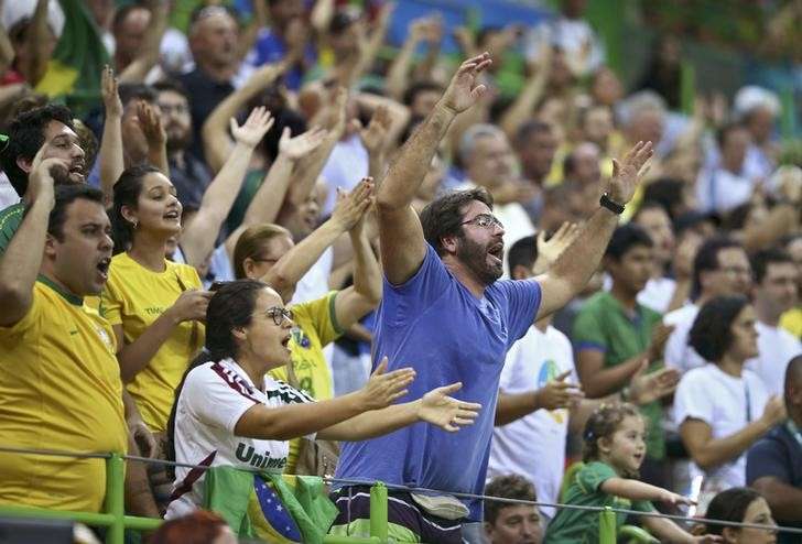 2016 Rio Olympics- Handball- Preliminary- Men's Preliminary Group B Poland v Brazil- Future Arena- Rio de Janeiro Brazil- 07/08/2016. Brazilian fans cheers. REUTERS  Marko Djurica