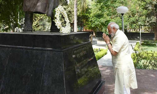 Modi pays homage to Chandrashekhar Azad