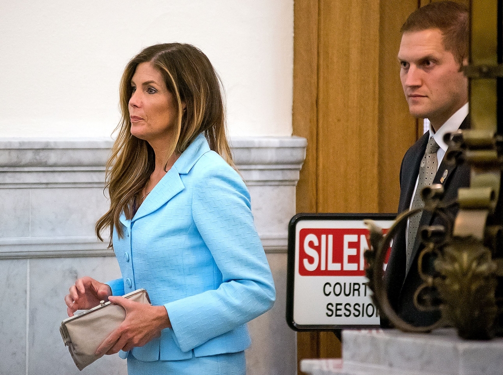 20160808Kane02 Pennsylvania Attorney General Kathleen Kane walks into the courtroom Monday the opening day of her trial at the Montgomery County Courthouse in Norristown Pa