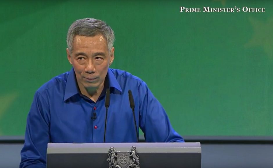 PM Lee looked ill as he paused mid-speech during Singapore's National Day Rally. Pic via YouTube