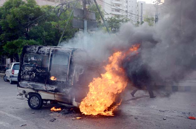 Political Party Workers Attack TV Channel in Pakistan