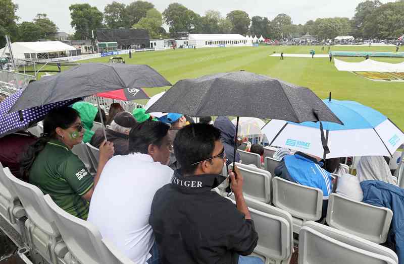 Pakistan hammer Ireland by 255 runs in 1st ODI