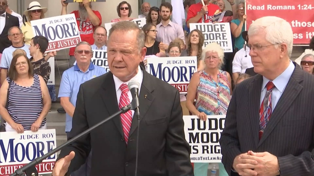 ROY MOORE OUTSIDE COURT