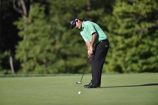 Patrick Reed edged into a two-shot lead at The Barclays Championship on Friday