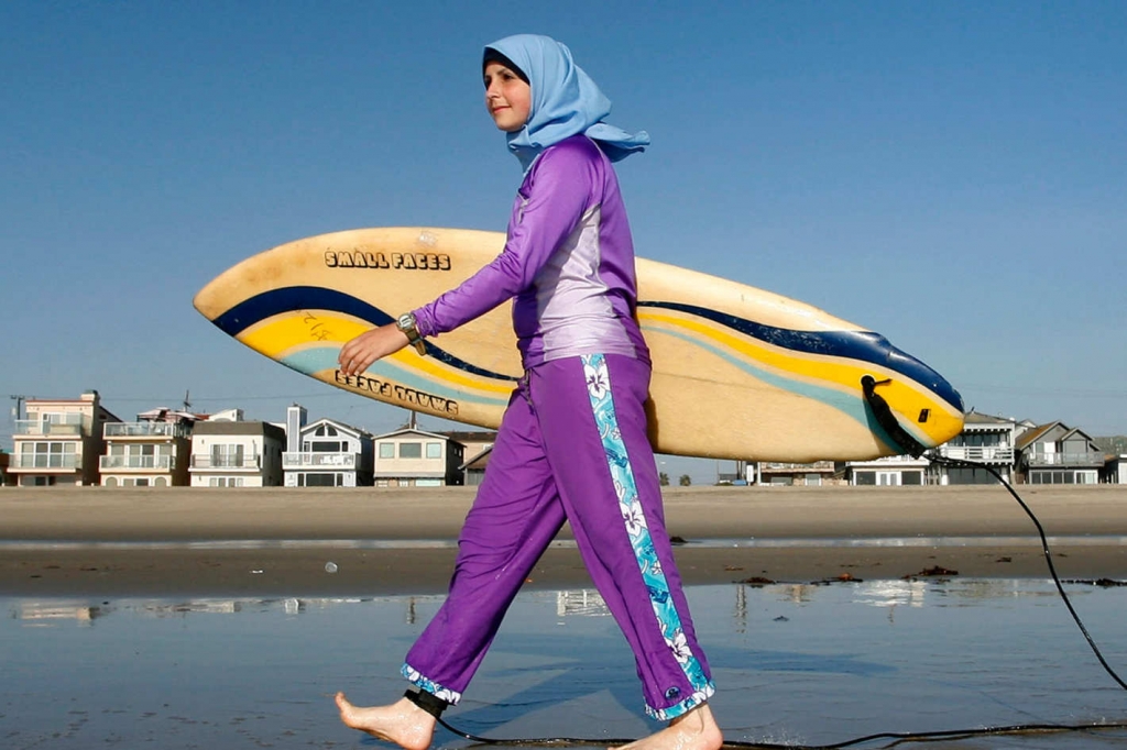 French mayor on burkini ban: 'They must accept our way of life'