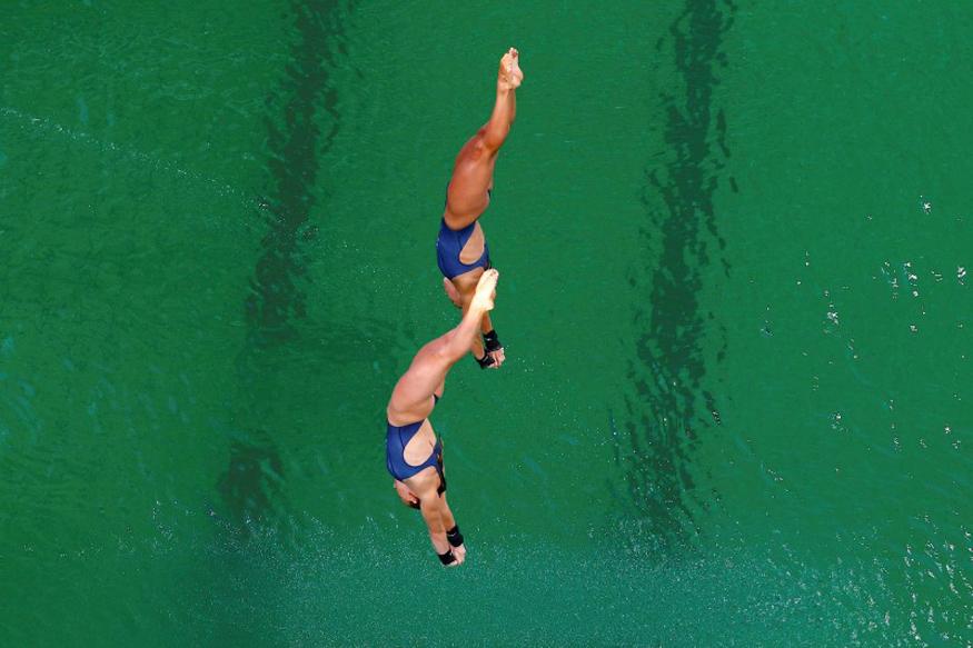 Rio 2016 Bright Green Olympic Pool Overshadows Events