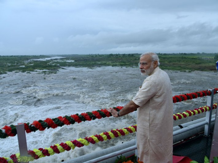 PM Narendra Modi launches SAUNI Project in Gujarat