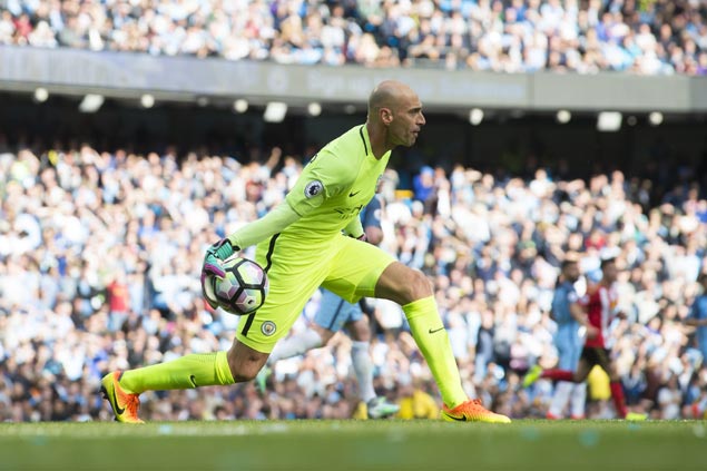 Winning start for City under Pep Guardiola as Leicester begins title retention bid with loss to Hull