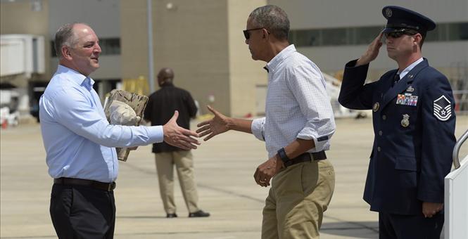 Obama vows support for Louisiana after the 'cameras leave&#39