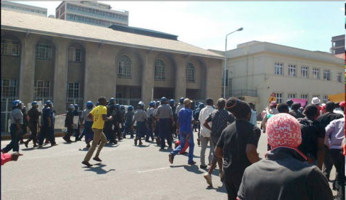 Protesters in Harare
Twitter