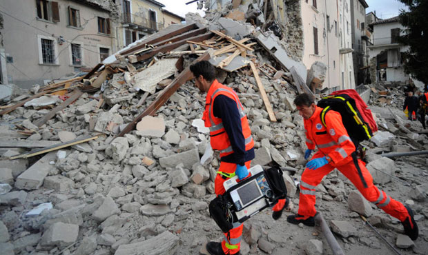 Magnitude 6.1 quake rattles Rome, central Italy