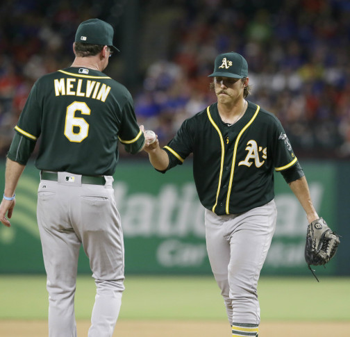 Beltre hits 2nd HR in 9th, rallies Rangers past A's 7-6