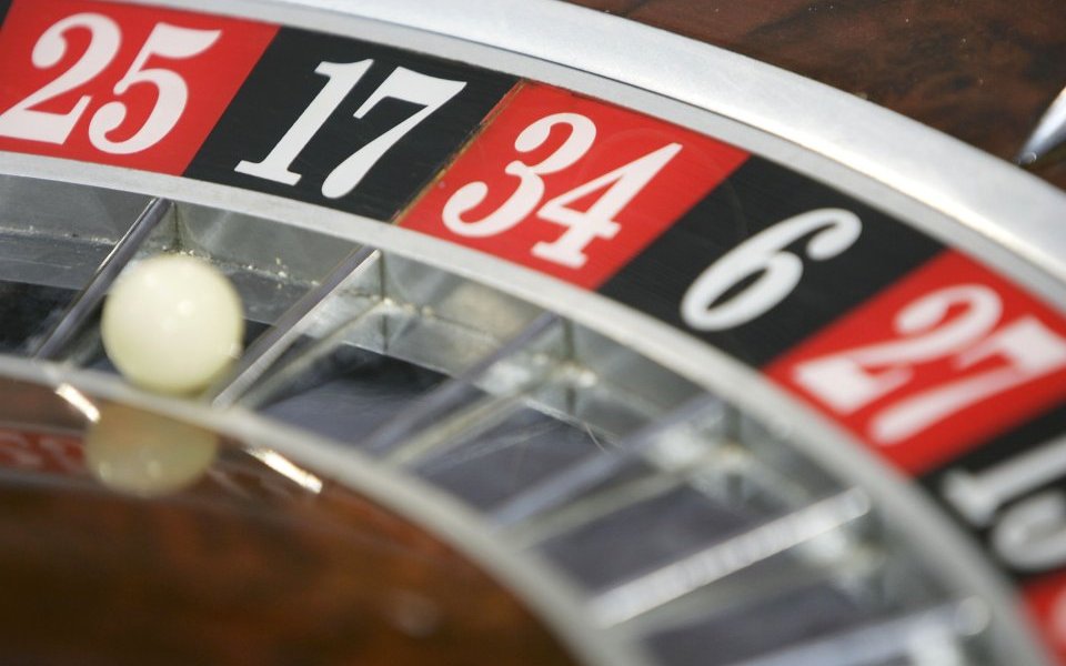 Croupiers Hone Their Skills At Casino School