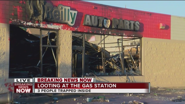 Rebecca Klopf reports from the scene of one of the businesses destroyed overnight by looters.                      TMJ4