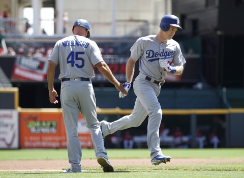 Norris struggles as Dodgers fall out of first place