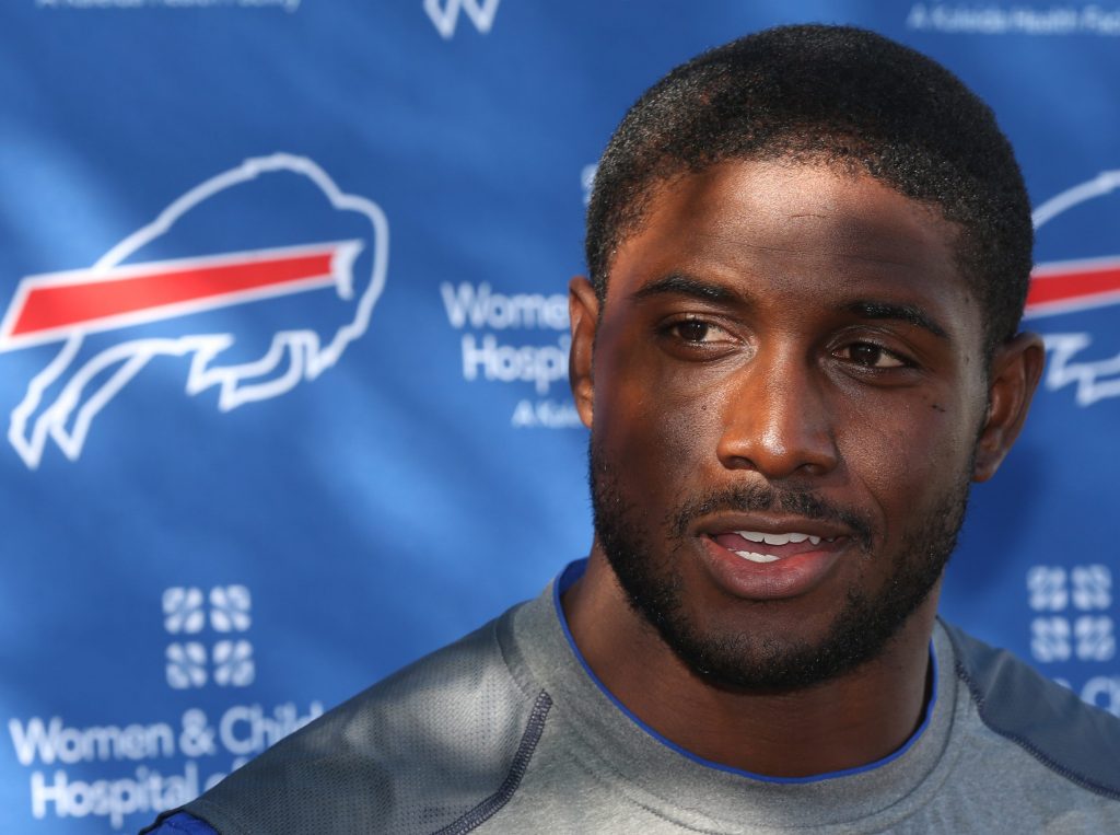 Reggie Bush signed Monday by the Bills last year rushed for 28 yards in five games before a season-ending knee injury