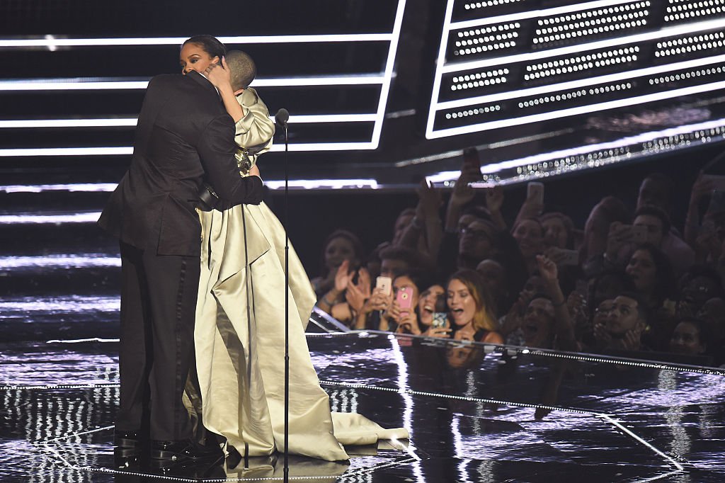 NEW YORK NY- AUGUST 28 Drake presents Rihanna with the The Video Vanguard Award during the 2016 MTV Video Music Awards at Madison Square Garden