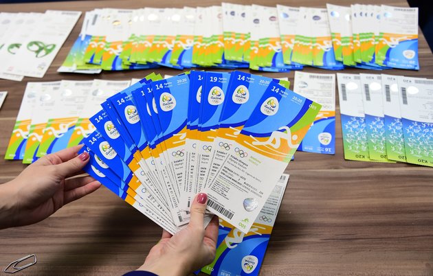 EXCLUSIVE: Watch moment police discovered hundreds of Olympics tickets kept in Irish executive's safe