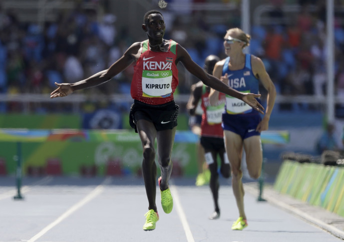 1,2,3 Win For Kenya Looks Set In Men's 3000m Steeplechase As Ezekiel Kemboi And His Compatriots Superbly Breeze Through Semi Finals Heats