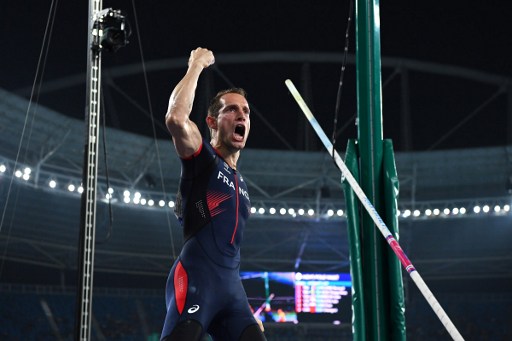 France's Renaud Lavillenie reacts in the Men's Pole Vault Final during the athletics event at the Rio 2016 Olympic Games at the Olympic Stadium in Rio de Janeiro