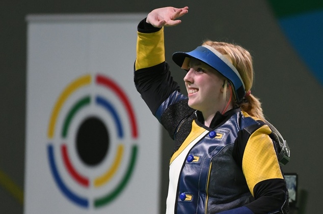 Virginia Thrasher of the USA celebrates winning gold in the women's 10m air rifle shooting final at the Rio 2016 Olympic Games at the Olympic Shooting Centre