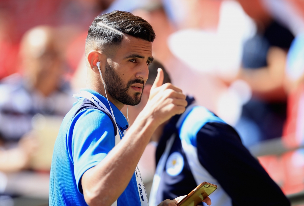 Arsenal make improved £35m Mahrez bid as agent holds talks with director of football