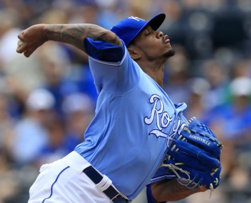 Kansas City Royals starting pitcher Yordano Ventura delivers