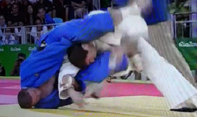 Travis Stevens pins his way into the semifinals of 81kg judo