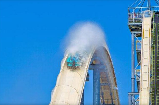 Verrueckt water slide at the Schlitterbahn Water Park