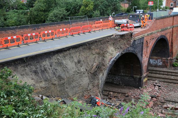 The sudden collapse of a bridge has caused major disruption to trains between the East Midlands and London