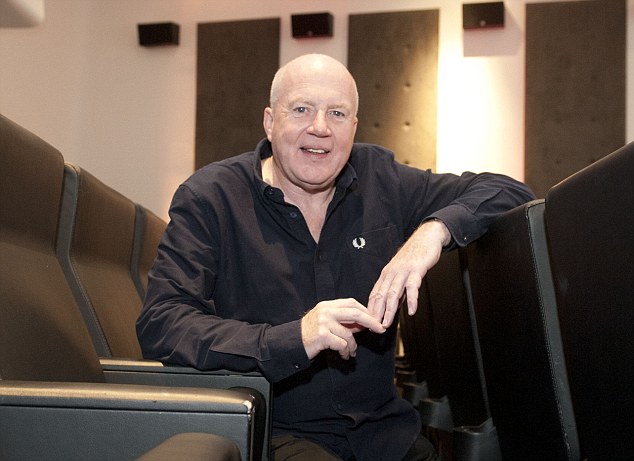 Kevin Roberts executive chairman of advertising agency Saatchi & Saatchi is to leave his job after anger over his comments that women don't want to be bosses