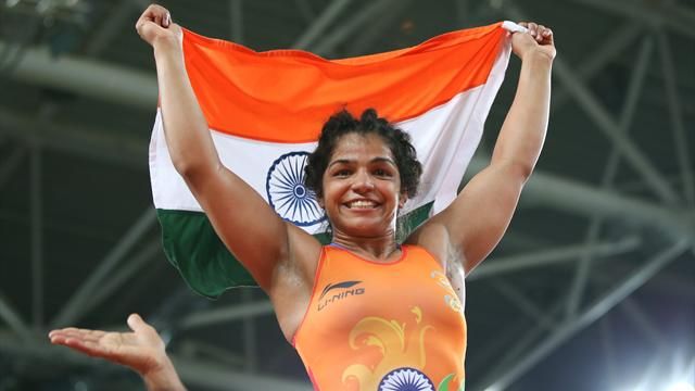 Cricketers lead plaudits after India's Sakshi Malik wins wrestling bronze