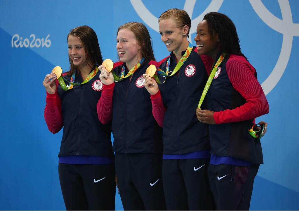 Simone Manuel wins silver in women's 50M freestyle final