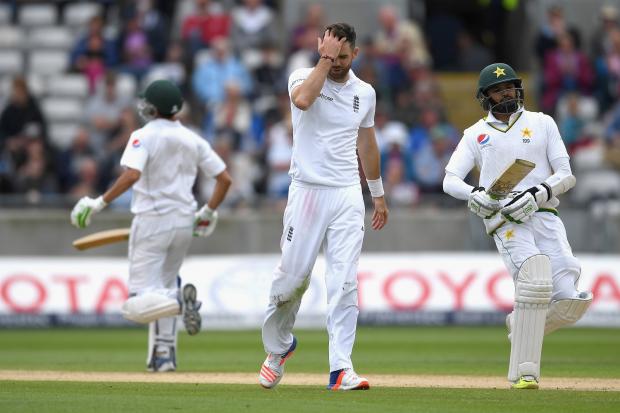 Misbah calls on Pak to knock down England `pillars` Cook, Root