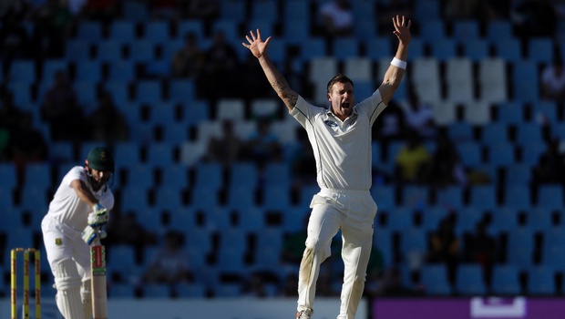 New Zealand's bowler Doug Bracewell right unsuccessfully appeals for the LBW against South Africa's batsman Jean Paul Duminy on the first day of their second cricket test match at Centurion Park in Pretoria South Africa Saturday Aug. 27 2016. | AP