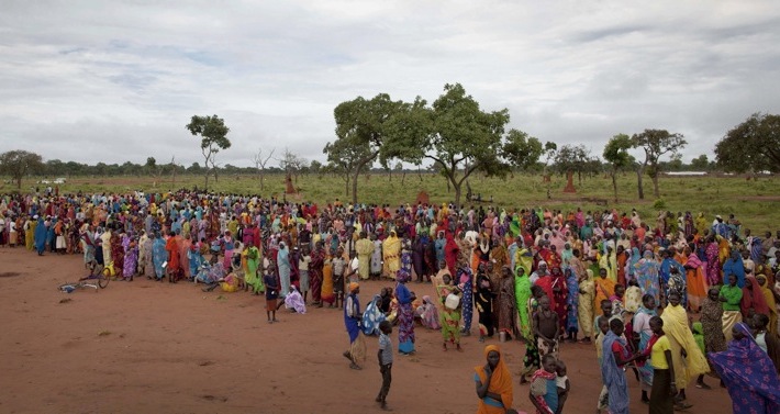 South Sudanese refugees flee violence, report looting, killing