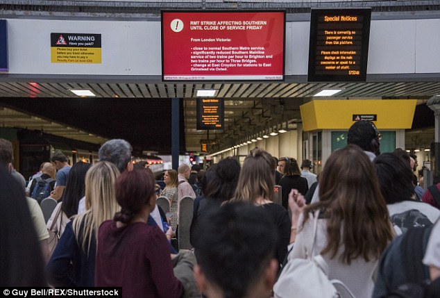 Passengers are still facing misery despite Southern Rail strikes being called off- because the normal timetable will not resume until Saturday. Commuters are