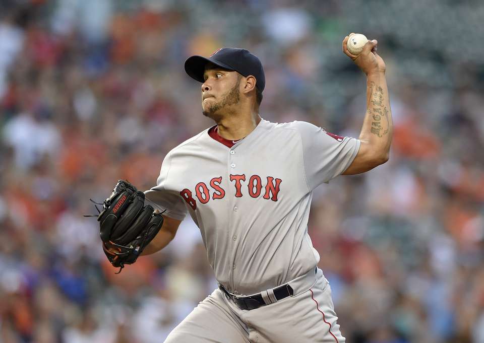 Two Red Sox pitchers holding O's hitless through 6 innings