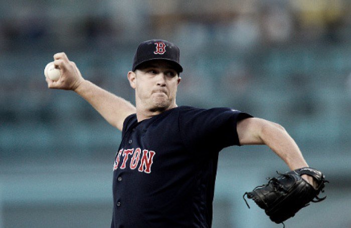 Steven Wright Sandy Leon lead Boston Red Sox to 9-0 rout over the Los Angeles Dodgers