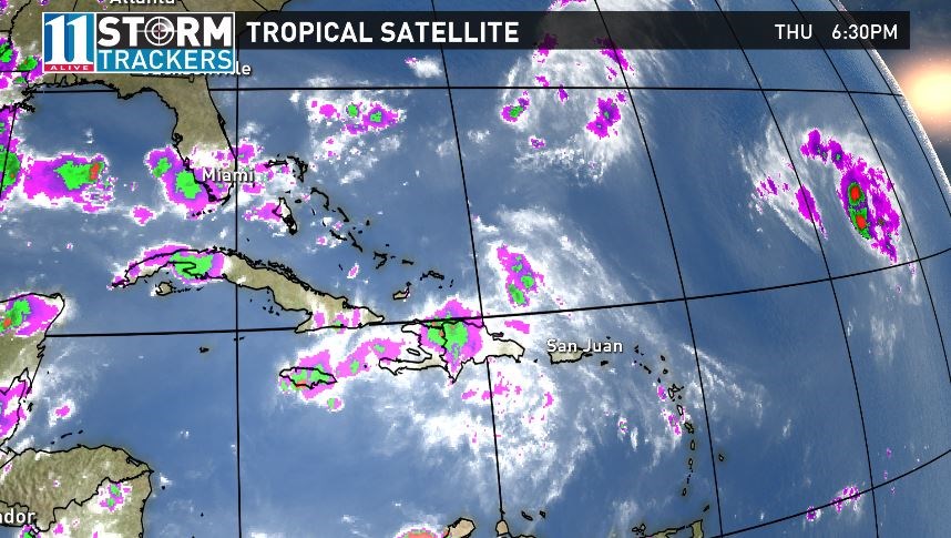 Tropical wave near Caribbean showing signs of strengthening