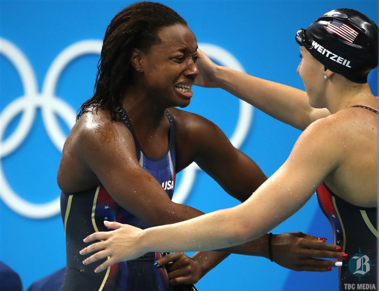 Swimming: Oleksiak and Manuel tie for 100m freestyle gold