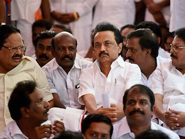 DMK MLAs hold mock session