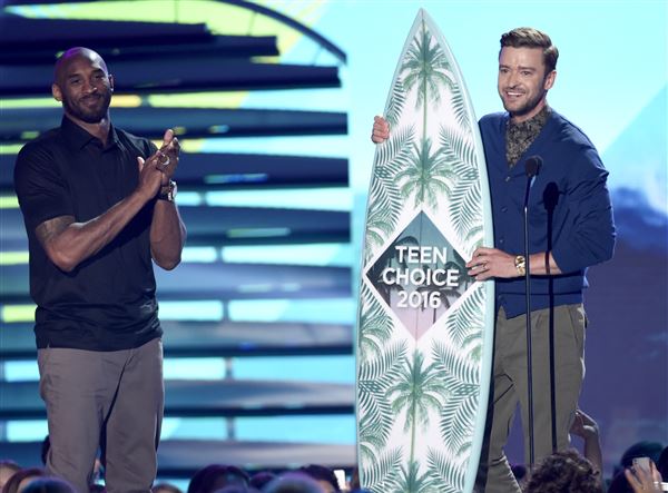 APTOPIX-2016-Teen-Choice-Awards-Show-1