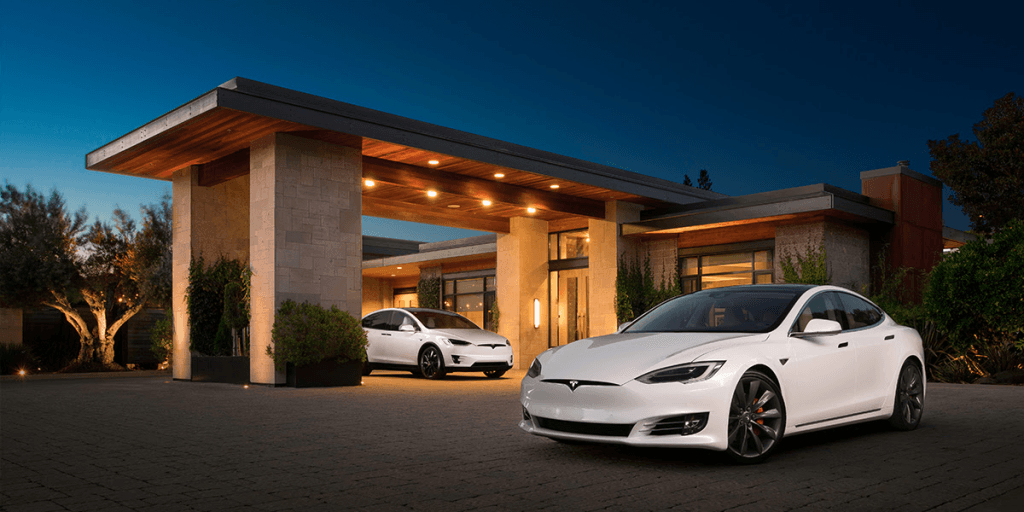 Home Hi-Tech Tesla Reduces The Entry Price For The Model S To $593 A