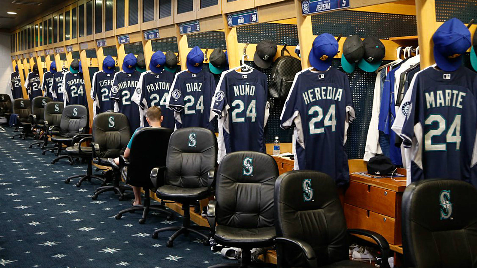 The Mariners all wore No. 24 in batting practice to honor Ken Griffey Jr