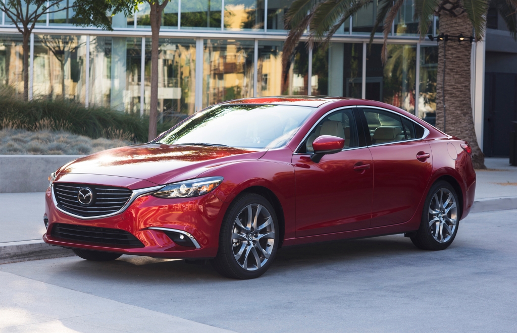 The 2017 Mazda6 sure looks a lot like the 2016 model but that's because you can't see the changes from the outside