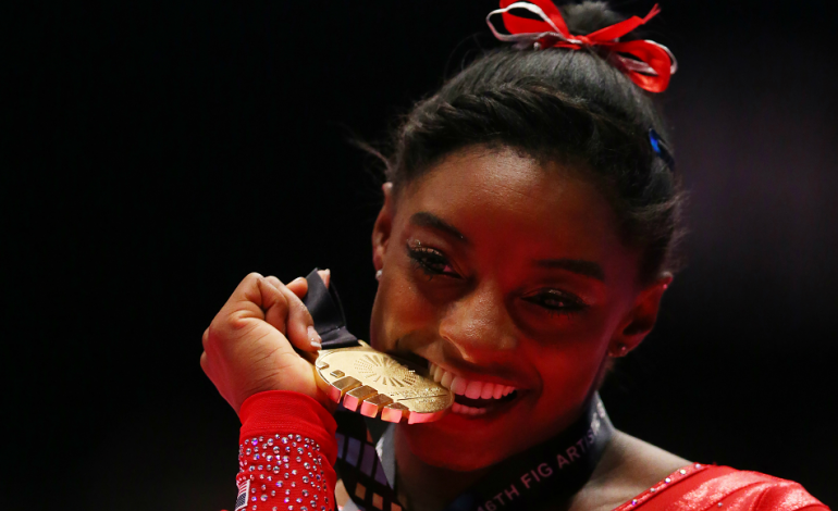 NBC Announcer Says He’s Sorry for What He Said About Simone Biles’s Parents