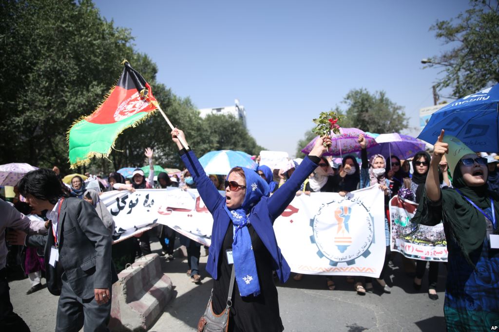 Thousands of demonstrators march towards the center of Kabul Afghanistan Saturday